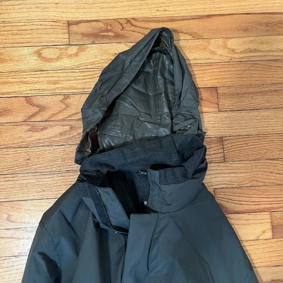 Hugo Boss Dark Green Nylon Long Winter Coat with Zippered Hood‎ - Picture 5 of 7